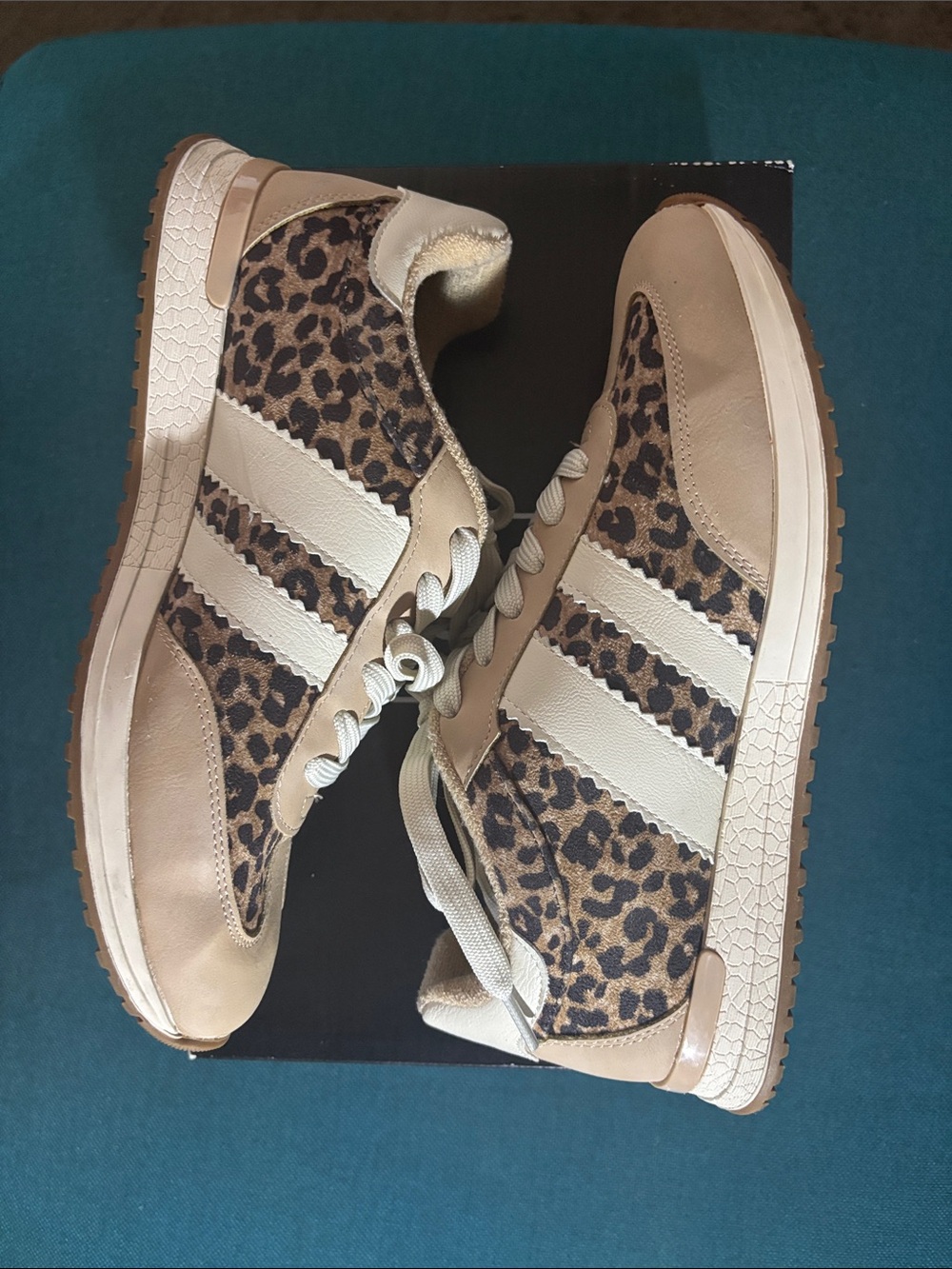 Dolce Vita Jammy Leopard Sneaker